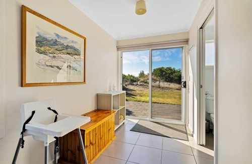 Coles Bay House | The Blue House
