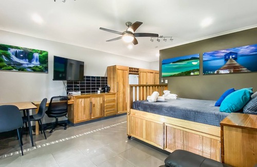 Dolphin Heads Resort | 💎The Cabin @ Dolphin Heads💎