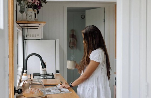 Kidaman Creek Apartment | The Cabin@KC - Brand New Tiny Home Nestled on 60 Pristine Acres.