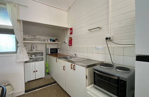 Arcadia Apartment | The Captain's Manor on Cook 6
