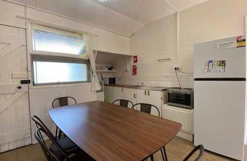 Arcadia Apartment | The Captain's Manor on Cook 6