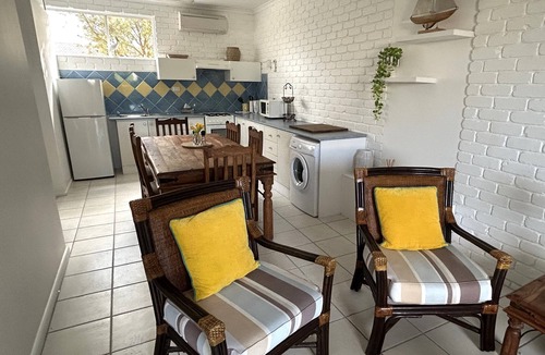 Portarlington Villa | The Coastal Studio. A short stroll to the waterfront.