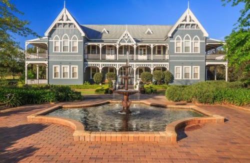 Pokolbin Hotel | The Convent Hunter Valley Hotel