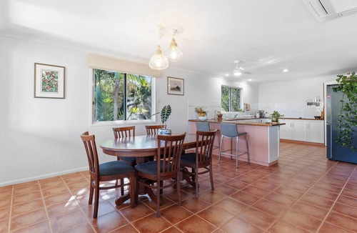 Pacific Heights House | The Coral Hideaway - coastal escape/ocean views