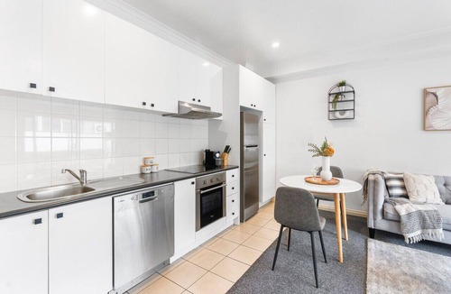Saint Kilda South Apartment | The Cornerstone on Inkerman