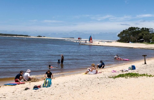 Maroochydore Apartment | THE COSMOPOLITAN COTTON TREE UNIT 20806 COASTAL ESCAPE