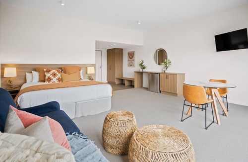 Kettering Bed & Breakfast | The Cove Kettering