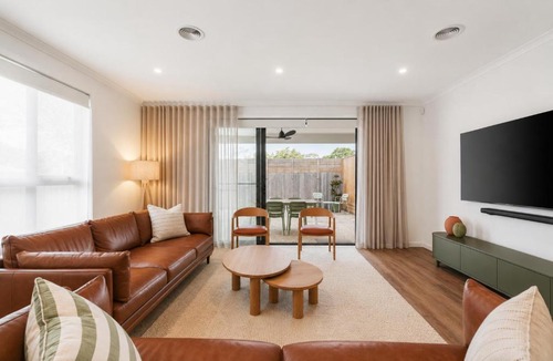Cowes House | The Cowes Retreat by Ready Set Stay