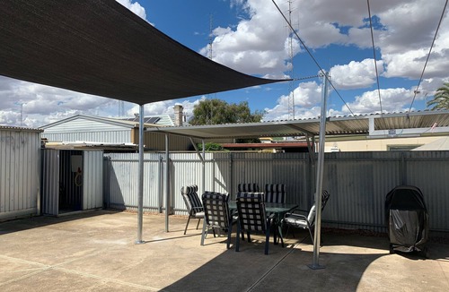 Wallaroo House | The Crab Shack Wallaroo