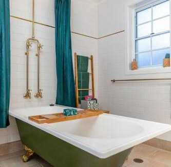 Long Beach House | The Dans at Long Beach Luxury Beach House