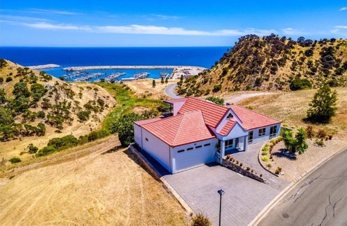 Wirrina Cove House | The Darling Of Marina - A Hilltop And Sea Getaway
