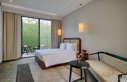 Amritsar Hotel | The Earth Amritsar