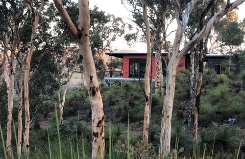 Lower Chittering House | The Edge Retreat - Slip away for awhile.