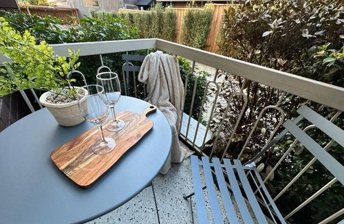 Elsternwick Apartment | The Elsternwick Abode