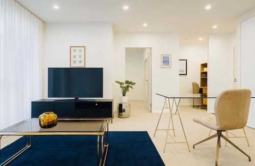 Caulfield North Apartment | The Executive Garden Residence