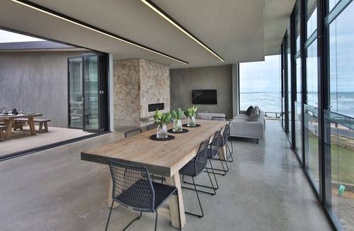 Middleton House | The Glasshouse at Middleton Point
