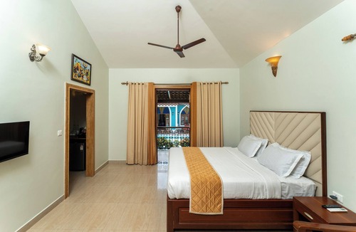Chapora Hotel | The Grand Leoney Resort