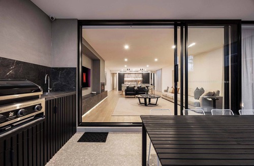 McCrae House | The Grey House - Luxe Entertainer with Heated Pool