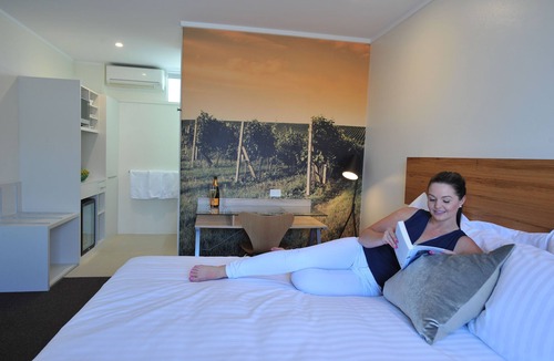 Griffith Hotel | The Griff Motel