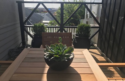 Burnie House | "THE GROVE" Executive Boutique Accommodation
