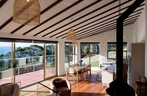 Table Cape House | The Hemp House | Table Cape Ocean Views