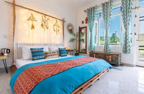 Suja House | The Himaal, Bir