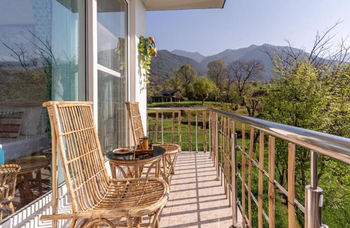 Suja House | The Himaal, Bir