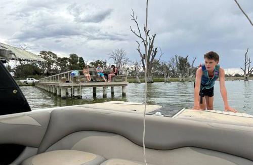 Barmera House | The Jetty House - Lake Bonney Riverland