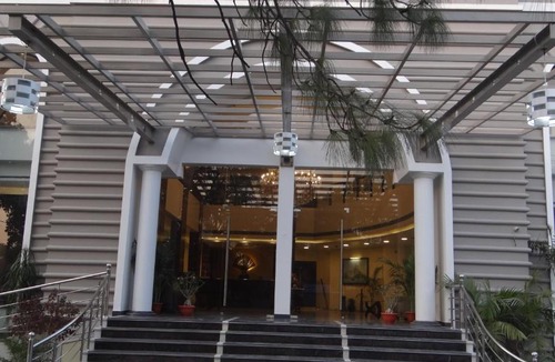 Civil Lines Hotel | The Legend