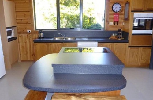 Ulverstone Cottage | The Little House - cute, quiet and convenient