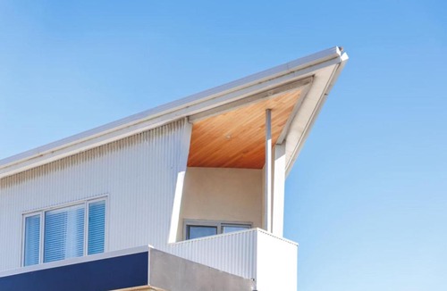 Fremantle Apartment | The Lookout, Modern Fremantle Apartment with View