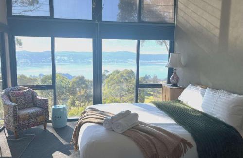 Grindelwald Hotel | The Lookout Studio Tamar Ridge Apartment