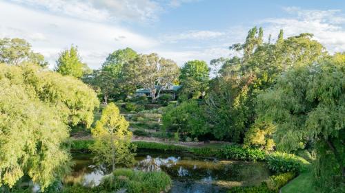 Tenterfield House | The main homestead at Glenrock Gardens