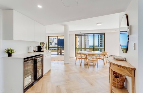 Main Beach Apartment | The Meriton on Main Beach