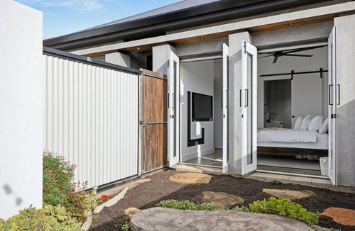 Greenacres House | The Modern Comfort Home