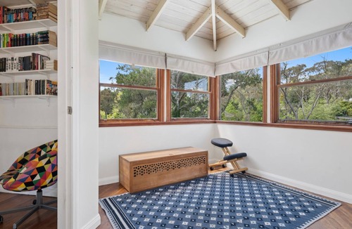 Leura House | The Mud Brick House in Leura