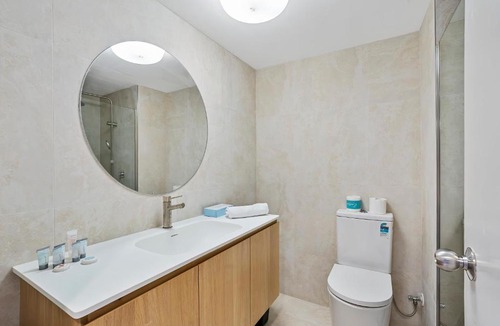 Cairns North Hotel | The Oceanfront
