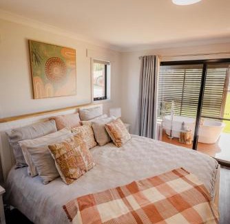 Latrobe House | The Olive Leaf Retreat