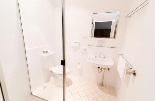 Orange East Hotel | The Ophir Hotel