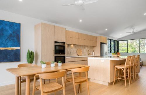 North Creek House | The Outlook