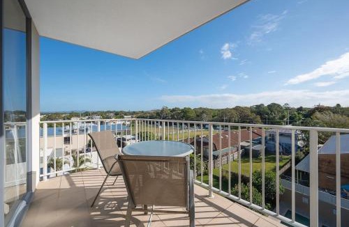 Caloundra Hotel | The Palm Studio -OVR Caloundra