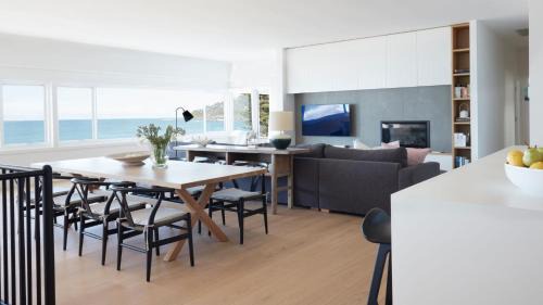 Palm Beach House | The Palms