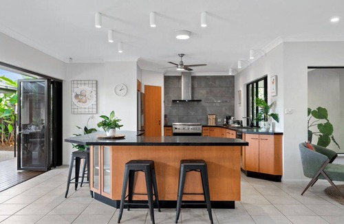 Trinity Beach Apartment | The Pavilion at Trinity Beach