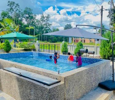 Kuala Berang House | THE PINE HOUSE