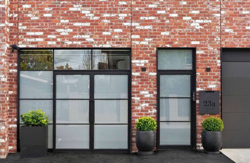 Geelong West Apartment | The Pix Studio, Modern Industrial Stay
