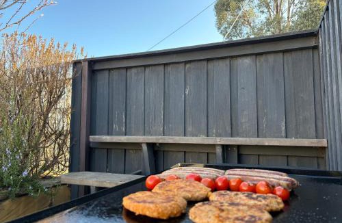 Oatlands House | The Podium Accommodation - Oatlands, Tasmania