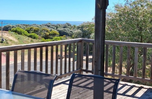Preston Beach House | The Preston - Sunset Coastal Retreat