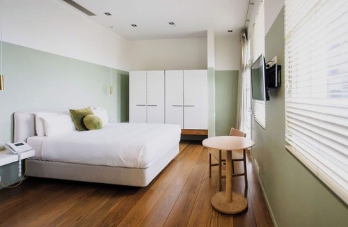 St Kilda Hotel | The Prince
