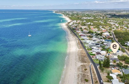 West Busselton House | The Ranch - Beachside Pool Retreat with Tennis Court