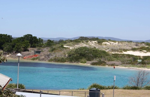 Forster Apartment | The Reef 103 - Lakeside!